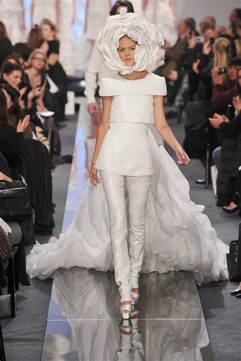 chanel brautkleid 2022|Chanel's Most Iconic Wedding Dresses .